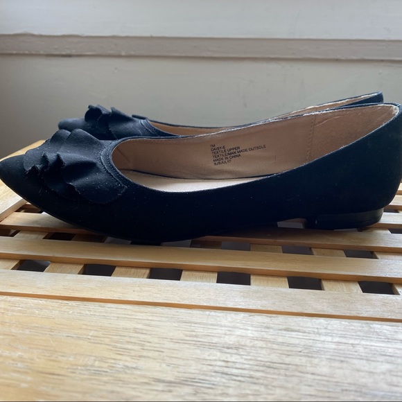 Esprit suede ruffle pointed ballet flats 7 - Picture 8 of 16